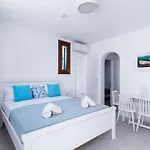 Вилла Olive Tree Maisonette
